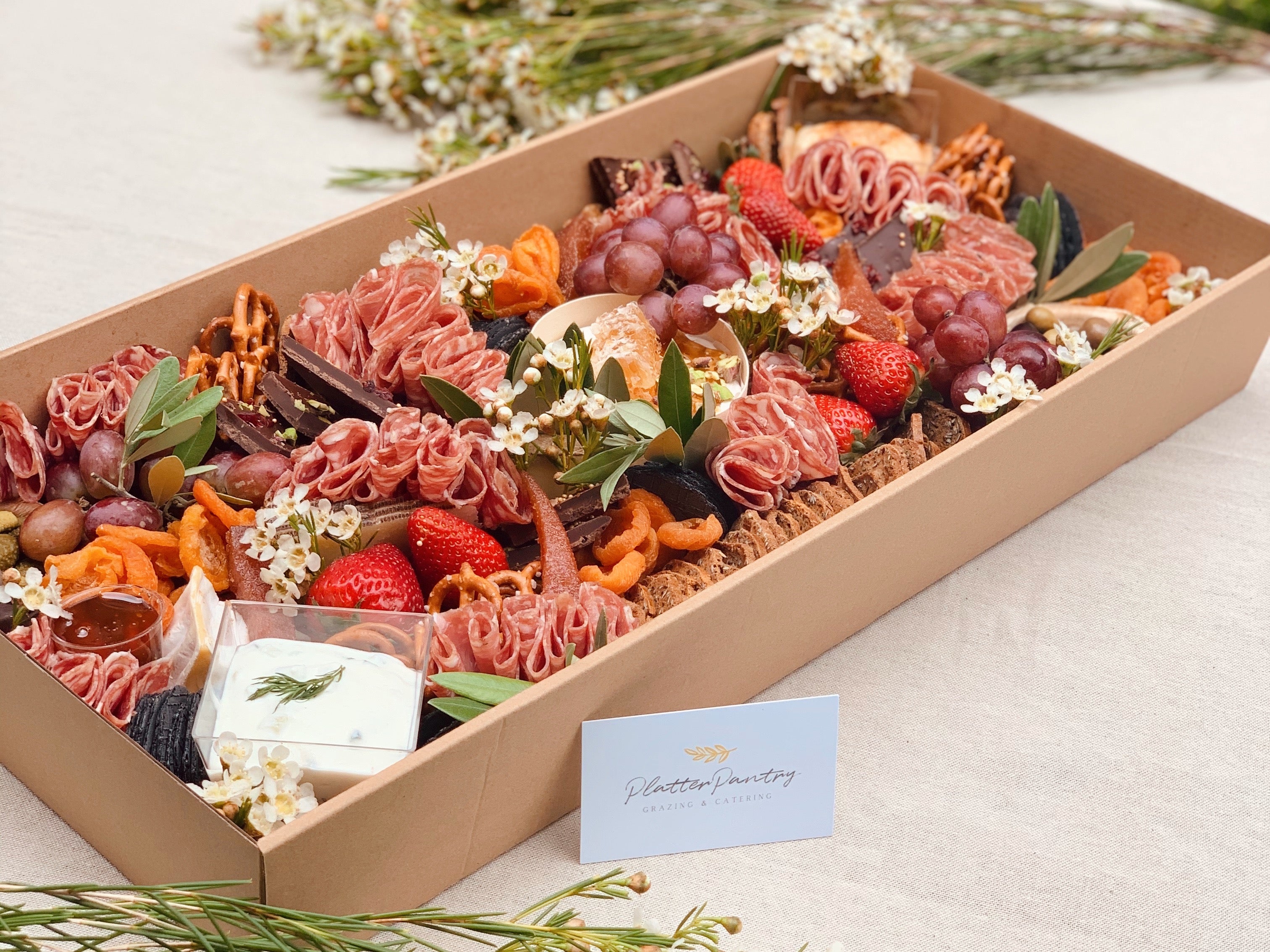 Grande Grazing Box (15-20 people)